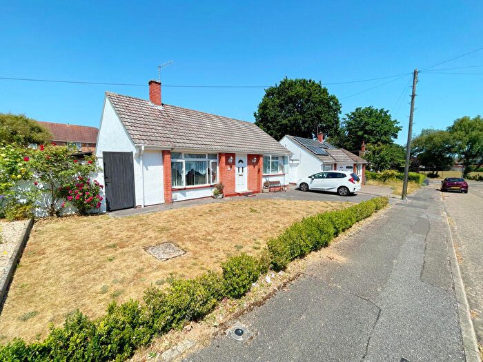 2 Bedroom Detached Bungalow For Sale In Fernheath Close, Bournemouth, BH11