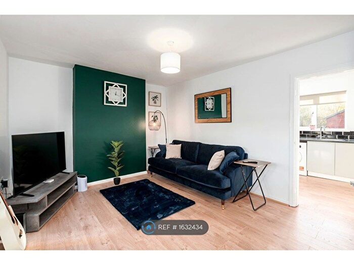 3 Bedroom Terraced House To Rent In Woodside Road, Beeston, Nottingham, NG9