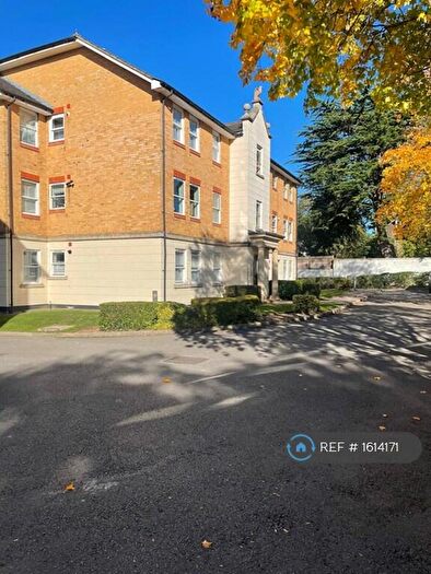 1 Bedroom Flat To Rent In Lodden Lodge, Sutton, SM2