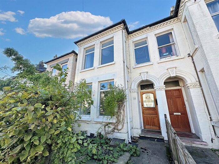 3 Bedroom Terraced House To Rent In Cedar Road, Norwich, NR1