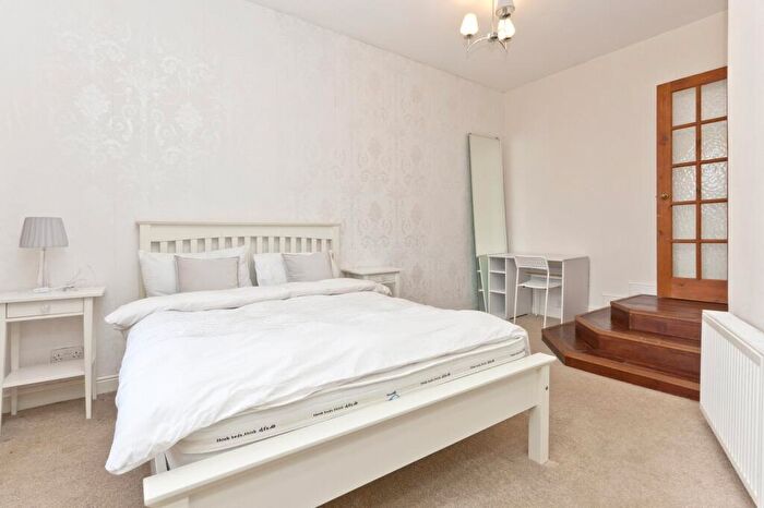1 Bedroom Flat To Rent In Castle Terrace, City Centre, Aberdeen, AB11