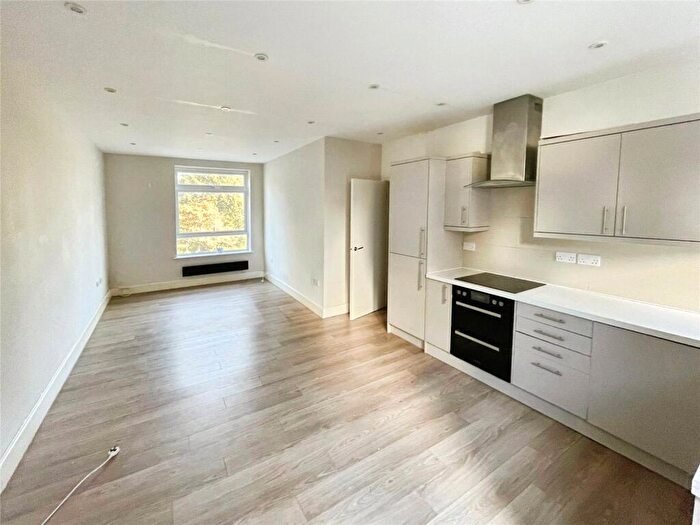 2 Bedroom Flat To Rent In Hanover Buildings, Southampton, Hampshire, SO14