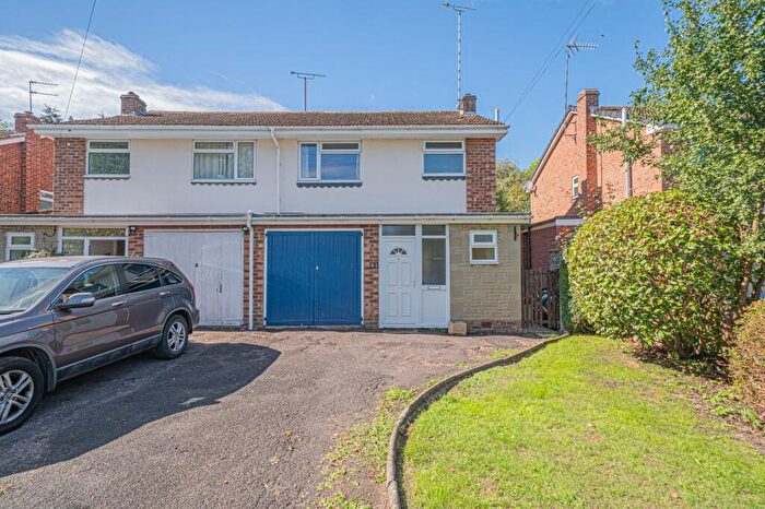3 Bedroom Semi-Detached House For Sale In Station Lane, Lapworth, B94