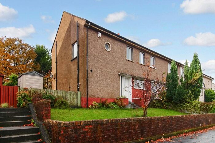 3 Bedroom End Of Terrace House For Sale In Barscube Terrace, Paisley, Renfrewshire, PA2