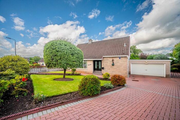 3 Bedroom Villa For Sale In Brownhill View, Wishaw, ML2