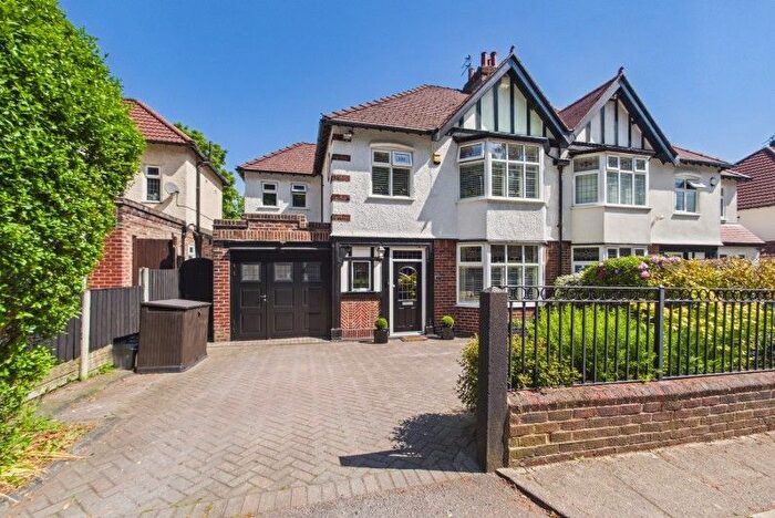 4 Bedroom Semi Detached House For Sale In Woolton Road, Woolton, Liverpool., L25
