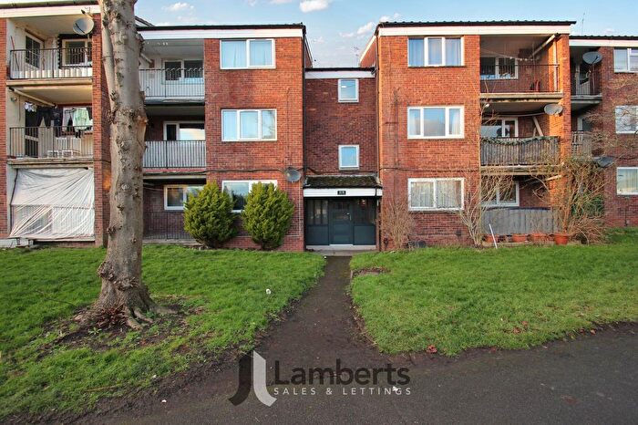 2 Bedroom Flat For Sale In Leysters Close, Winyates East, B98