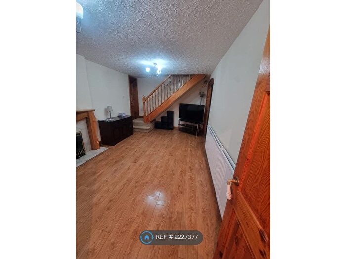 4 Bedroom Detached House To Rent In Malham Close, Southport, PR8