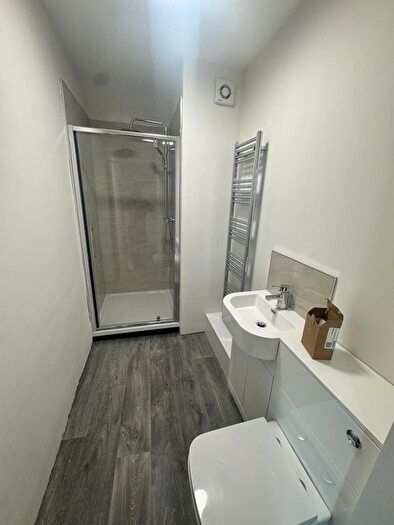 5 Bedroom Terraced House To Rent In Halstead Street, Leicester, LE5
