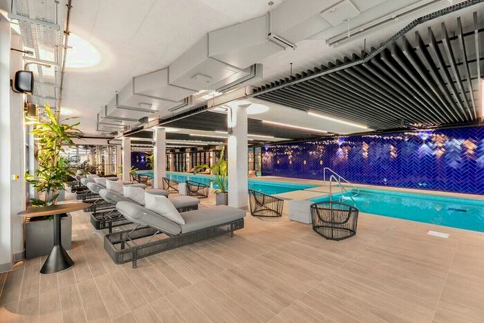 Flat To Rent In Douglass Tower, London, E14