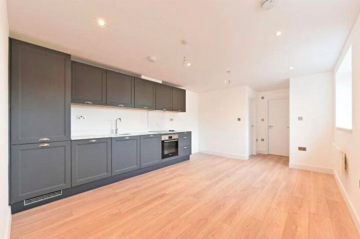 1 Bedroom Apartment To Rent In Portland Road, Dorking, RH4