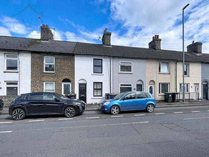 3 Bedroom Property For Sale In Holborough Road, Snodland, ME6