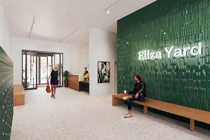 3 Bedroom Apartment For Sale In Eliza Yard, Ancoats, M4