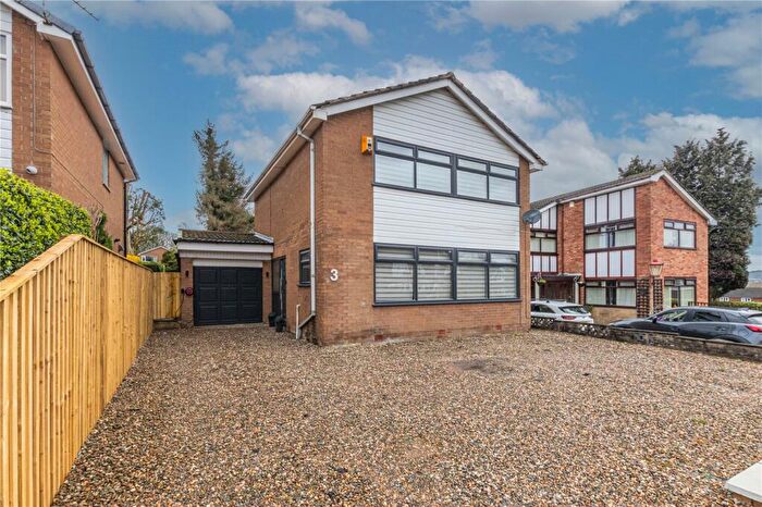 3 Bedroom Detached House For Sale In Buttermere Avenue, Heywood, Greater Manchester, OL10