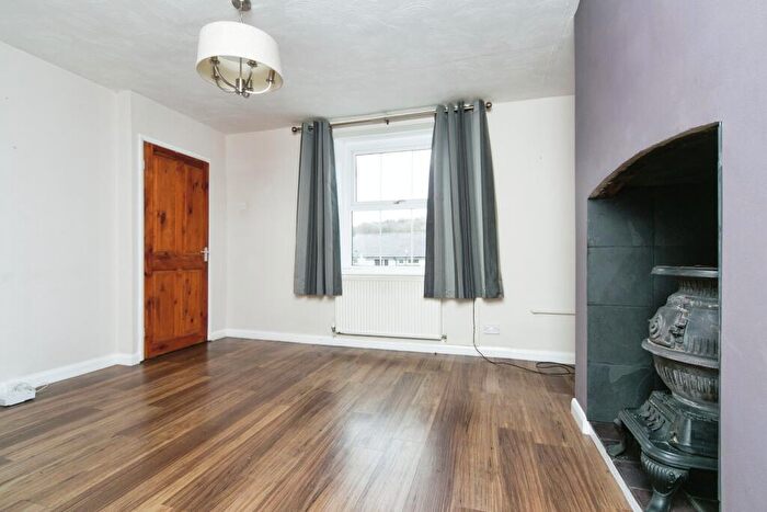 3 Bedroom Terraced House For Sale In Tanrhiw Road, Tregarth, Bangor, Gwynedd, LL57