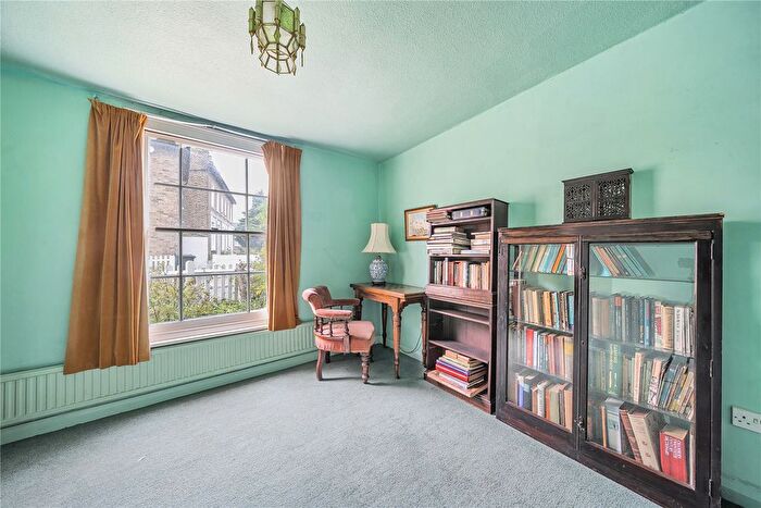 2 Bedroom Terraced House For Sale In Halifax Street, Sydenham, London, SE26