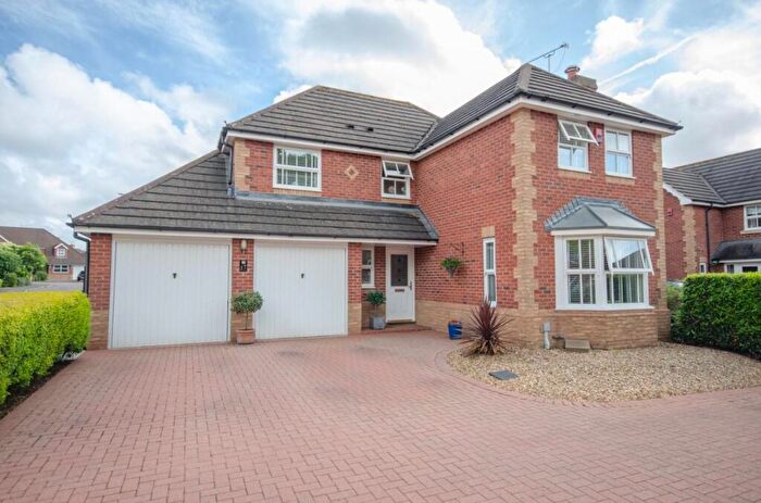 4 Bedroom Detached House For Sale In Heathfields, Downend, Bristol, BS16