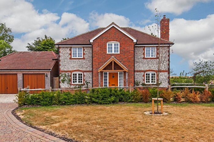 4 Bedroom Detached House To Rent In Ringbourne Copse, Barton Stacey, SO21