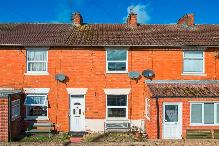 2 Bedroom Terraced House To Rent In Burghley Close, Desborough, Kettering, NN14
