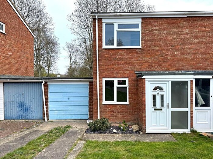 2 Bedroom Semi-Detached House To Rent In Colchester Close, Swindon, SN5