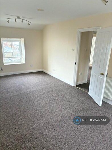 1 Bedroom Flat To Rent In High Street, Fortuneswell, Portland, DT5