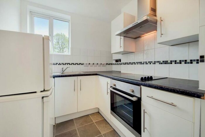 1 Bedroom Flat To Rent In Perry Vale, Forest Hill, London, SE23