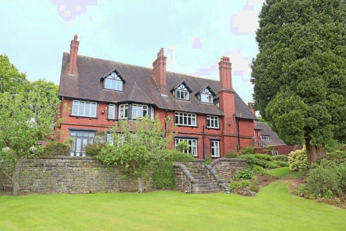 9 Bedroom Country House For Sale In Moddershall, Staffordshire, ST15