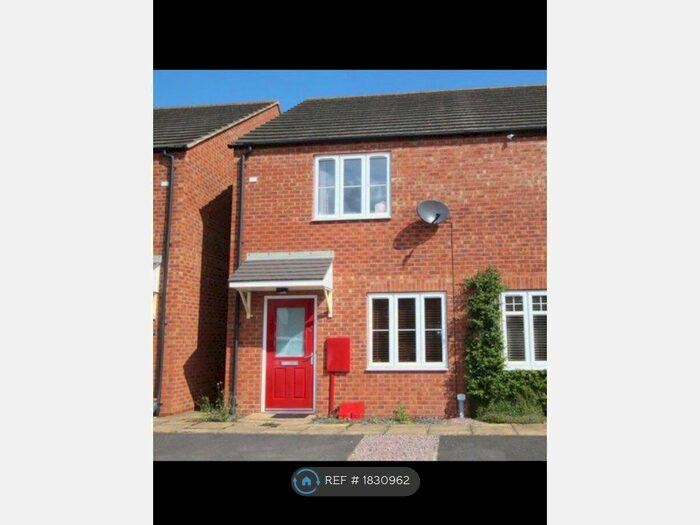 2 Bedroom Semi-Detached House To Rent In Moorhen Close, Market Rasen, LN8