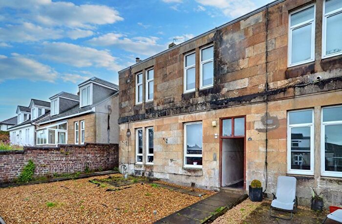 2 Bedroom Flat To Rent In Craighead Road, Milton Of Campsie, G66