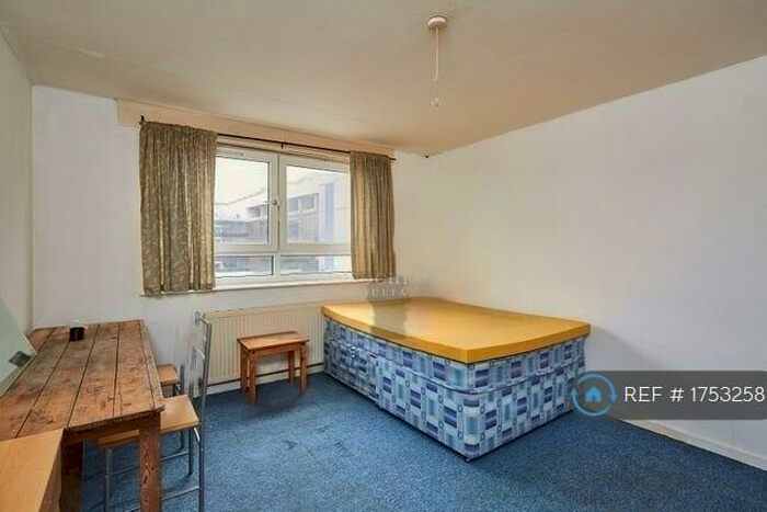 3 Bedroom Maisonette To Rent In Concord House, London, N17