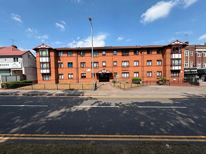 2 Bedroom Maisonette For Sale In Hagley Road West, Oldbury, Oldbury, B68