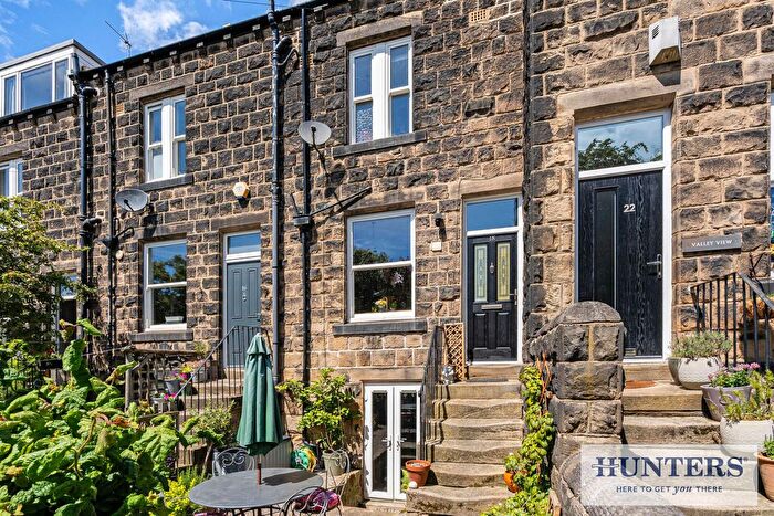 4 Bedroom Terraced House For Sale In Victoria Terrace, Guiseley, Leeds, LS20