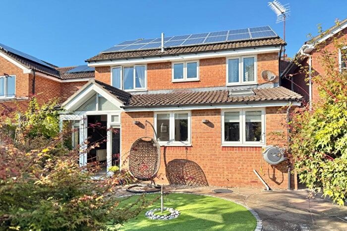 4 Bedroom Detached House For Sale In Corvette Avenue, Warsash, SO31