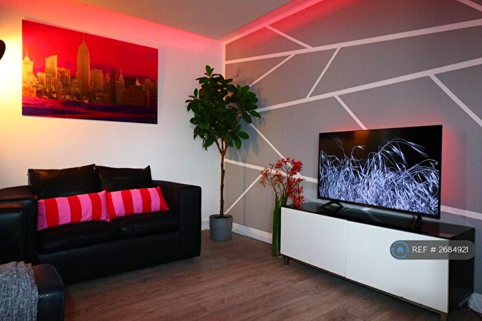 3 Bedroom Terraced House To Rent In Redland Park, Bath, BA2