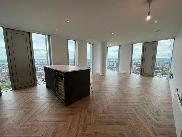 2 Bedroom Apartment To Rent In Elizabeth Tower, Silvercroft Street, Manchester, M15