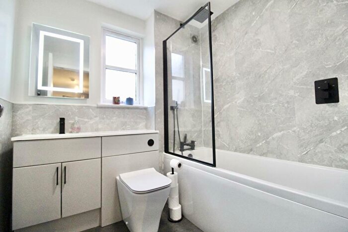3 Bedroom Flat To Rent In Millside Road, Peterculter, AB14