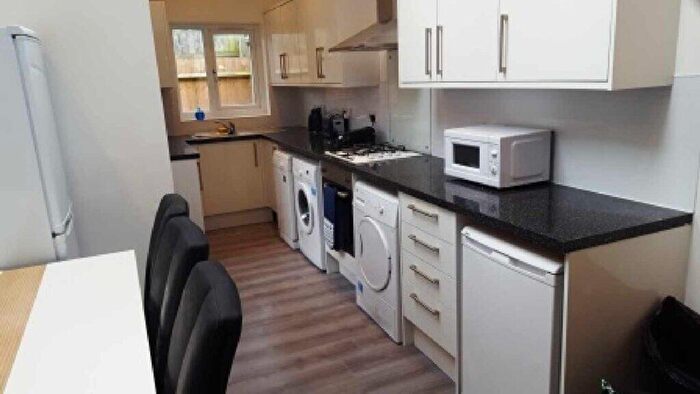 5 Bedroom Terraced House To Rent In George Road, Selly Oak, Birmingham, B29