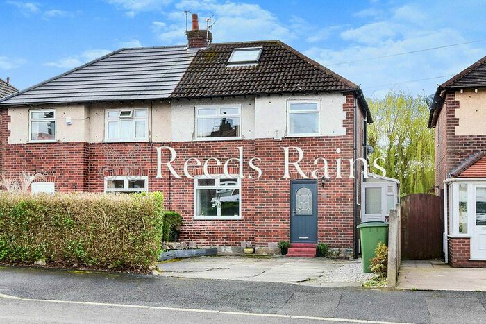 3 Bedroom Semi-Detached House To Rent In Deneside Crescent, Hazel Grove, Stockport, Cheshire, SK7