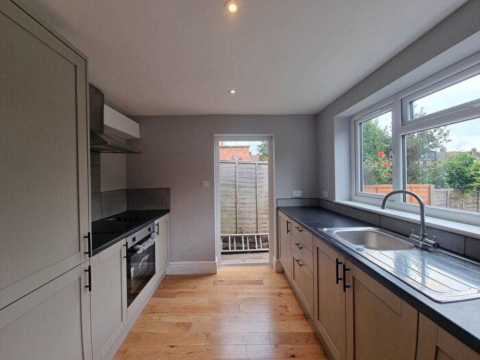 3 Bedroom Terraced House To Rent In Crawley Road, Wood Green, N22