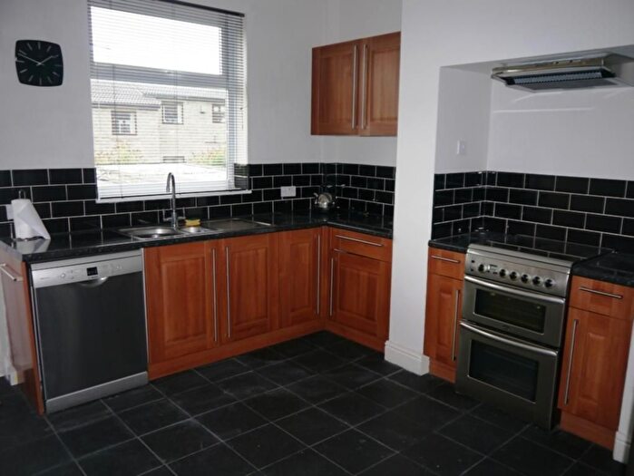 2 Bedroom Terraced House To Rent In Hillthorpe Road, Pudsey, LS28