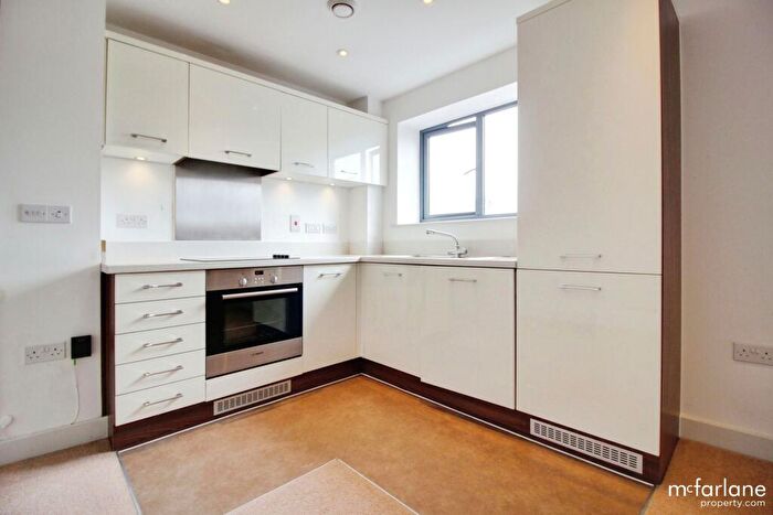 1 Bedroom Flat For Sale In Fire Fly Avenue, Swindon, SN2