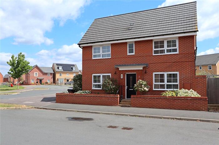 3 Bedroom End Of Terrace House For Sale In Bolebec Avenue, Eagle Farm South, MK17