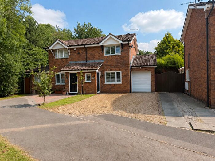 2 Bedroom House To Rent In Dorchester Close, Wilmslow, SK9