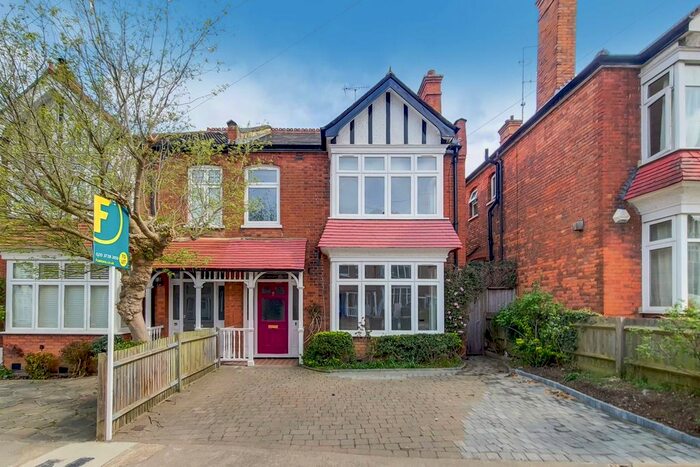 4 Bedroom Semi-Detached House To Rent In Whitehall Road, Harrow, HA1