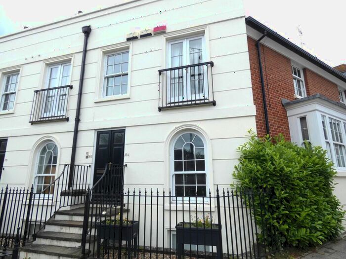 1 Bedroom Apartment To Rent In Station Road West, Canterbury, CT2