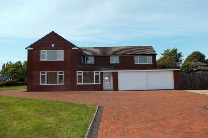 4 Bedroom Property To Rent In Maple Close, Burntwood WS7