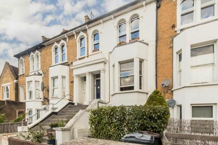 1 Bedroom Flat To Rent In Mosslea Road, London, SE20