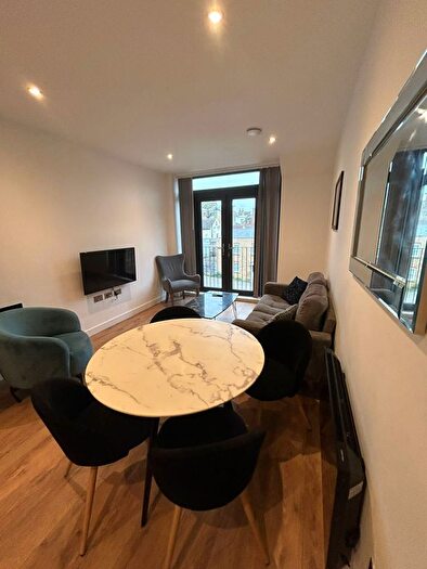 2 Bedroom Flat To Rent In Queensbridge Drive, Ramsgate, CT11