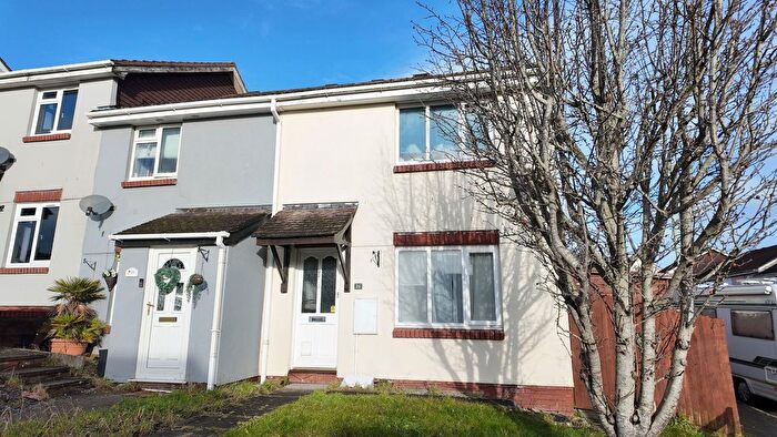 3 Bedroom End Terrace House For Sale In Orchid Vale, Kingsteignton, TQ12