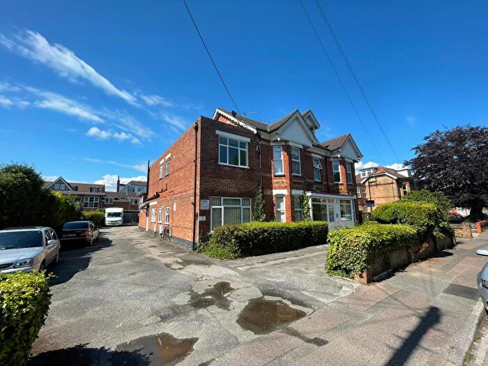 2 Bedroom Apartment To Rent In Seigan Court, Hawkwood Road, Boscombe, BH5